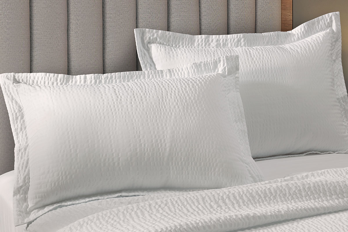 Four Points by Sheraton Rippled Pillow Sham